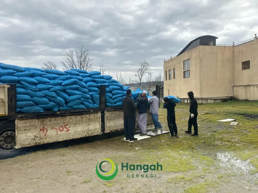 Hayırla Isınan Mekânlar, Kardeşlikle Isınan Gönüller